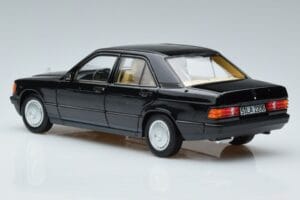 Mercedes 190 E W201 Édition Limitée Norev 1:18 183823 Métal — image 7 sur 10