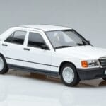 Mercedes 190 E W201 Blanc Norev 1:18 183820 Métal - image 5 of 7