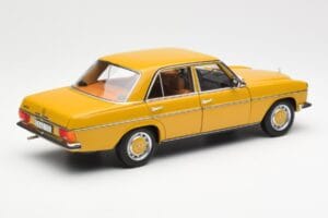 Mercedes 200/8 W115 Sahara Jaune Norev 1:18 183771 Métal — image 3 sur 8