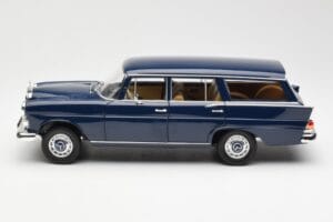 Mercedes 200 Universal W115 Bleu Norev 1:18 183599 Métal — image 4 sur 8