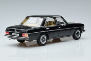 Mercedes 200 W115 Édition Limitée Norev 1:18 183775 Métal — image 3 sur 8