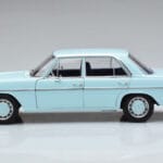 Mercedes 200 W115 Norev 1:18 183777 Métal - image 4 of 7