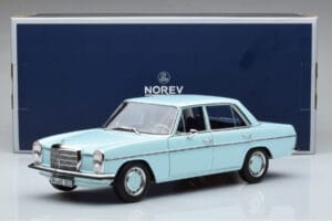 Mercedes 200 W115 Norev 1:18 183777 Métal — image 7 sur 7