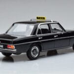 Mercedes 200 W115 Taxi Norev 1:18 183776 Métal - image 3 of 7