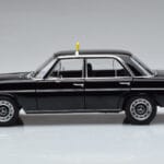 Mercedes 200 W115 Taxi Norev 1:18 183776 Métal - image 4 of 7