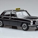 Mercedes 200 W115 Taxi Norev 1:18 183776 Métal - image 5 of 7