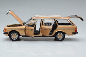 Mercedes 200T S123 Beige Norev 1:18 183738 Métal — image 4 sur 9
