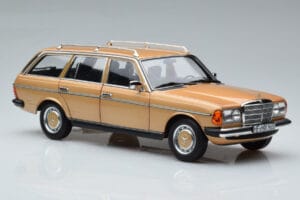 Mercedes 200T S123 Beige Norev 1:18 183738 Métal — image 6 sur 9