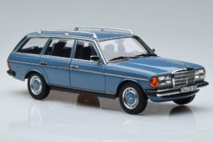 Mercedes 200T S123 Bleu Norev 1:18 183737 Métal — image 5 sur 7