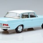 Mercedes 220 S W111 Bleu Norev 1:18 183920 Métal - image 3 of 7
