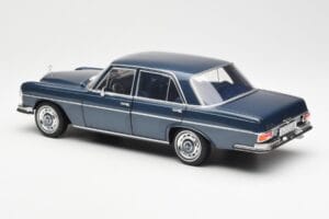 Mercedes 280 SE W108 Bleu Foncé Métallisé Norev 1:18 183534 Métal — image 7 sur 8