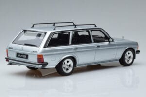 Mercedes 280 TE AMG S123 Argent Otto 1:18 OT246 Résine — image 2 sur 6