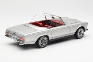 Mercedes 280 SL W113 Pagode Argent Schuco 1:18 450035000 Métal — image 3 sur 8
