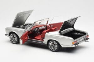 Mercedes 280 SL W113 Pagode Argent Schuco 1:18 450035000 Métal — image 5 sur 8