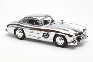 Mercedes 300 SL W198 Chrome Minichamps 1:18 B66040645 Métal — image 6 sur 8
