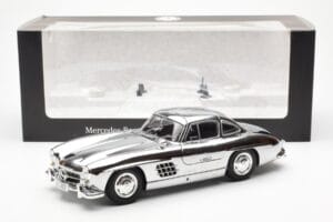 Mercedes 300 SL W198 Chrome Minichamps 1:18 B66040645 Métal — image 8 sur 8
