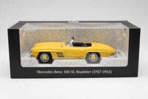 Mercedes 300 SL W198 Roadster Jaune Norev 1:18 B66040669 Métal — image 8 sur 8