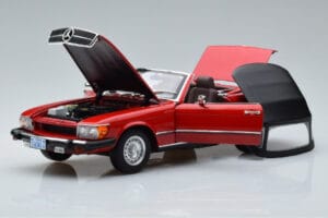 Mercedes 450 SL R107 Version US Rouge Norev 1:18 183729 Métal — image 2 sur 8