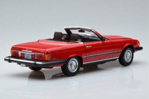 Mercedes 450 SL R107 Version US Rouge Norev 1:18 183729 Métal — image 3 sur 8