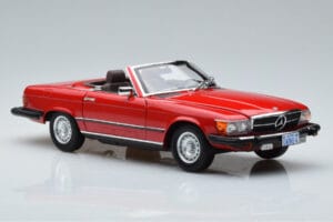 Mercedes 450 SL R107 Version US Rouge Norev 1:18 183729 Métal — image 6 sur 8