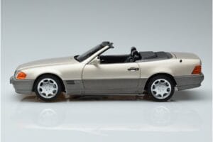 Mercedes 500 SL R129 Smoke Argent Norev 1:18 183719 Métal — image 4 sur 7