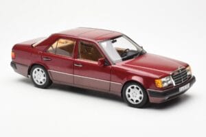 Mercedes 500E W124 Rouge Metallic Édition Concessionnaire Norev 1:18 B66040699 Métal — image 6 sur 8