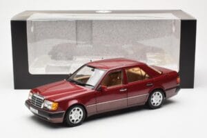 Mercedes 500E W124 Rouge Metallic Édition Concessionnaire Norev 1:18 B66040699 Métal — image 8 sur 8
