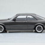 Mercedes 560 SEC C126 AMG Wide Body Gris Otto 1:18 - image 3 of 6