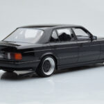 Mercedes 560 SEL AMG W126 Obsidian Noir Otto 1:18 - image 2 of 6