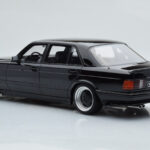 Mercedes 560 SEL AMG W126 Obsidian Noir Otto 1:18 - image 5 of 6