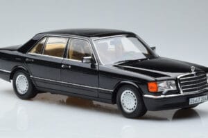 Mercedes 560 SEL W126 Noir Norev 1:18 183793 Métal — image 5 sur 7