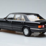 Mercedes 560 SEL W126 Noir Norev 1:18 - image 6 of 7