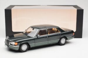 Mercedes 560 SEL W126 Night Vert Métallique Dealer Edition Norev 1:18 B66040626 Métal — image 8 sur 8