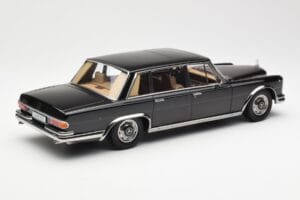Mercedes 600 SWB W100 Noir KK-Scale 1:18 180601 Métal — image 2 sur 6