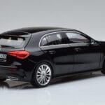 Mercedes A-Class W177 AMG Line Norev 1:18 183861 Métal - image 3 of 7