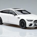 Mercedes AMG GT 63 S X290 Blanc Norev 1:18 183445 Métal - image 5 of 7