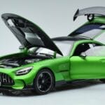 Mercedes AMG GT C190 Black Series Vert Hell Magno Édition Limitée Norev 1:18 183903 Métal - image 2 of 7