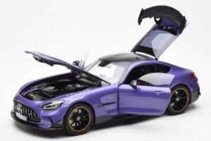 Mercedes AMG GT Black Series Violet Asia Exclusive Norev 1:18 183907 Métal — image 2 sur 8