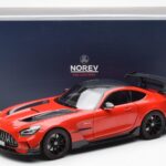 Mercedes AMG GT Black Series Rouge Asia Exclusive Norev 1:18 - image 8 of 8