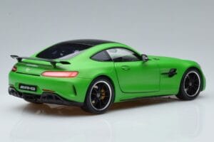 Mercedes AMG GT-R C190 Green Hell Magno Norev 1:18 B66960416 Métal — image 3 sur 7