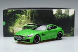 Mercedes AMG GT-R C190 Green Hell Magno Norev 1:18 B66960416 Métal — image 7 sur 7