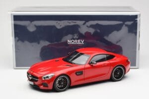 Mercedes AMG GT C190 Rouge Norev 1:18 183496 Métal — image 8 sur 8