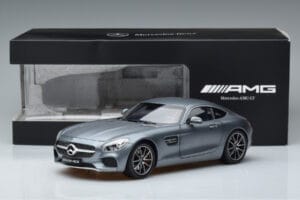 Mercedes AMG GT S Selenite Gris Magno Norev 1:18 B66960343 Métal — image 7 sur 7