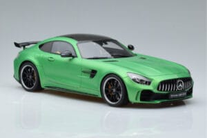 Mercedes AMG GT R Vert GT Spirit 1:18 GT179 Résine — image 4 sur 6