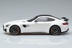 Mercedes AMG GT R Blanc GT Spirit 1:18 KJ021 Résine — image 3 sur 6