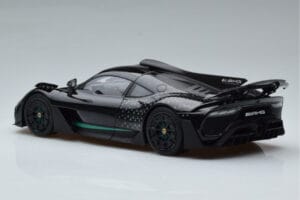 Mercedes AMG One Noir NZG 1:18 B66961042 Métal — image 8 sur 9