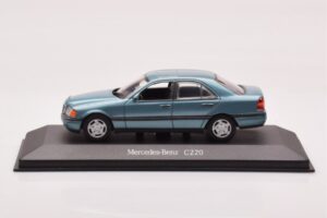 Mercedes C-Class W202 C220 Petrol Métallique Minichamps 1:43