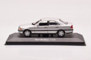 Mercedes C-Class W202 C220 Argent Minichamps 1:43 B66005705-M1