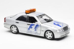 Mercedes C-Class W202 AMG Medical Car F1 1997 UT Models 1:18 26106 Métal — image 4 sur 6