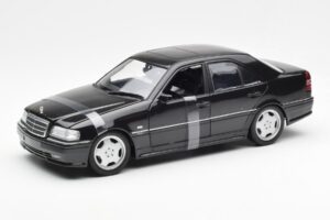 Mercedes C-Class W202 C36 AMG Noir Métallique UT Models 1:18